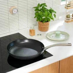 CASA A POINT Poêle Noir